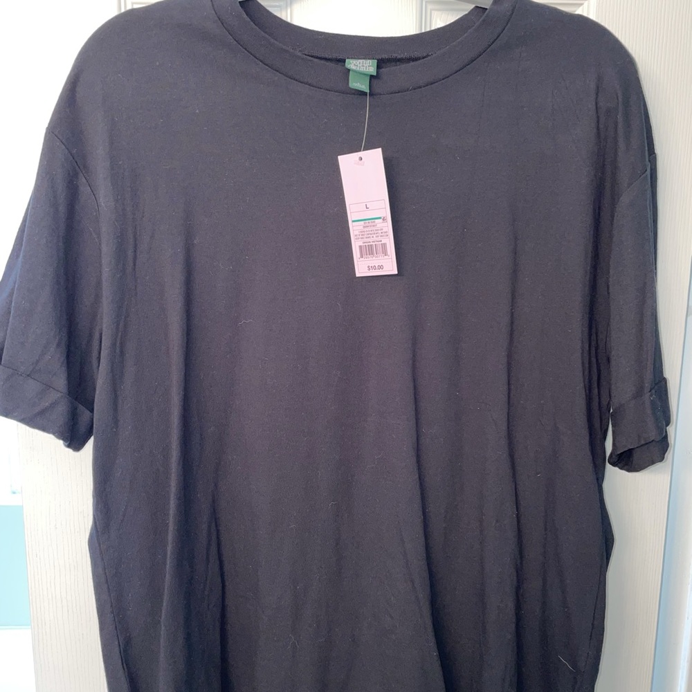 Wild Fable black top with cuffed sleeves